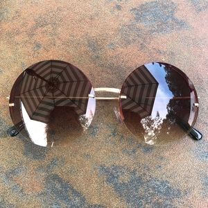 [𝔹𝕆𝔾𝕆] Oversized Hippie Sunglasses